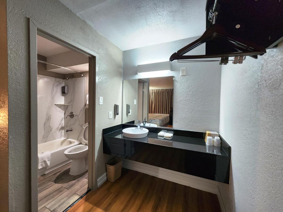 Motel 6 North Little Rock, Ar-Jfk Blvd ภายนอก รูปภาพ